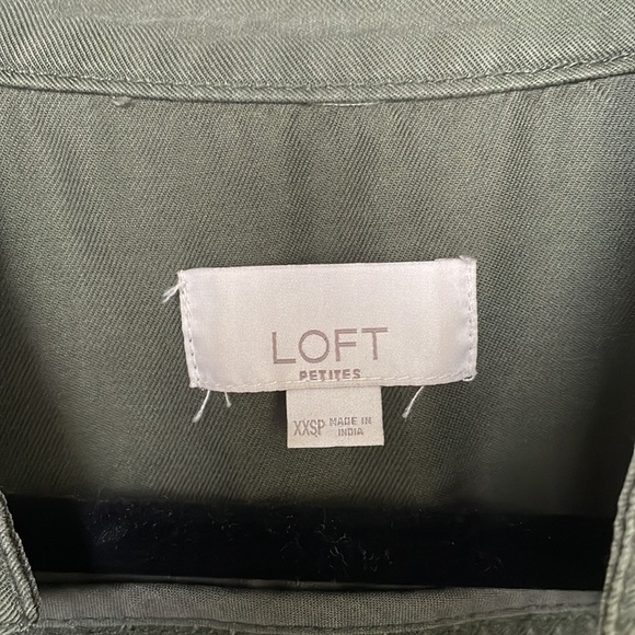 LOFT Army Green Jacket - Picture 2 of 4